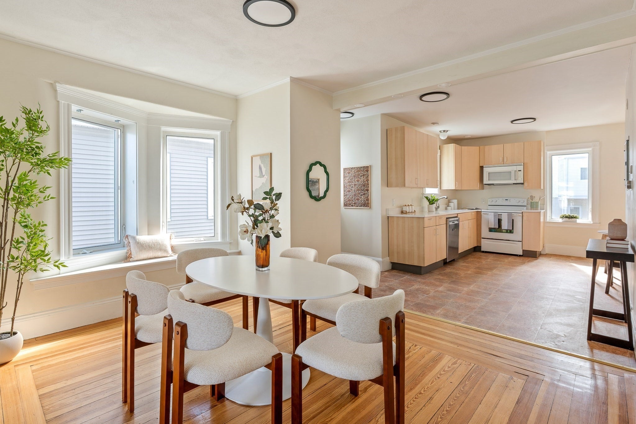 26 Princeton St 26