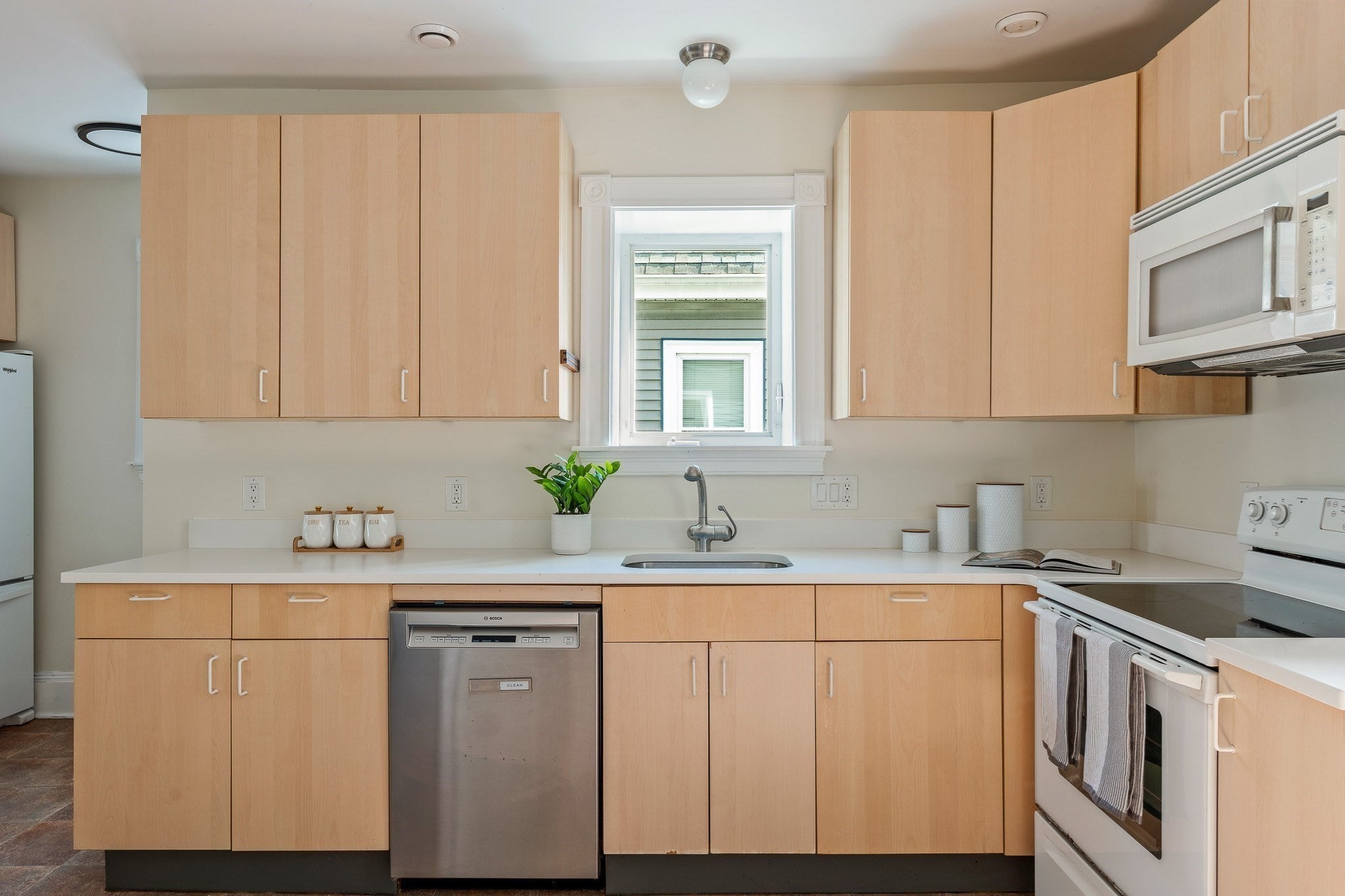 26 Princeton St 26