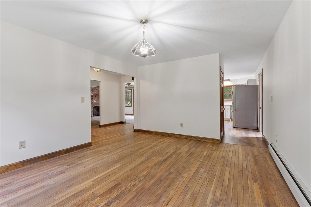 686 Scott Rd
