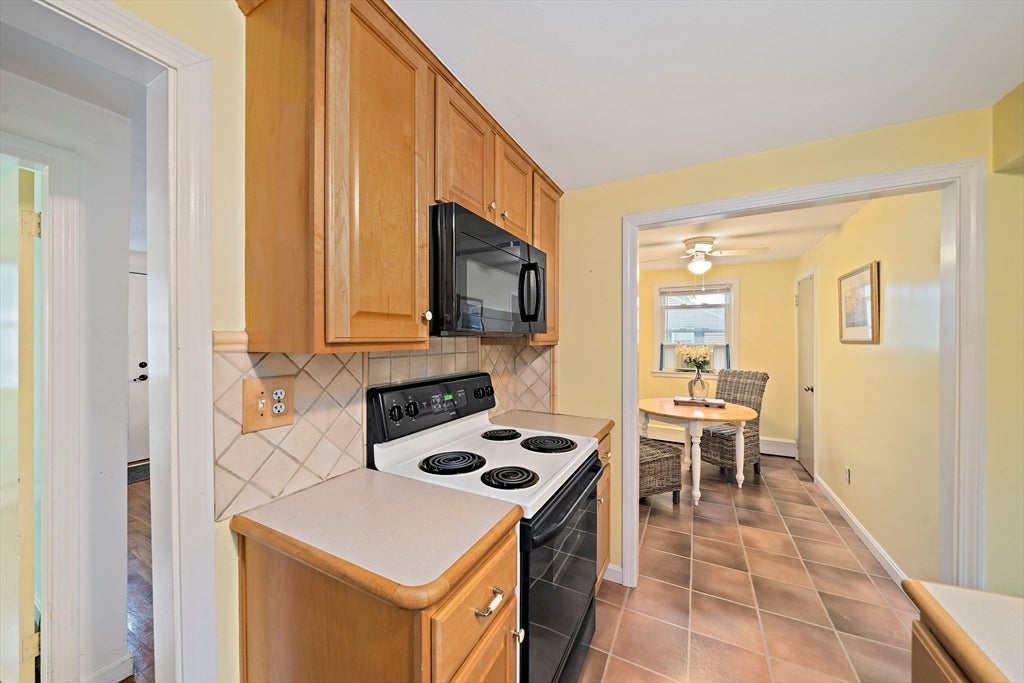 38 Roseen Rd, Holbrook, MA, 38 Roseen Rd, Holbrook, MA Photo #7
