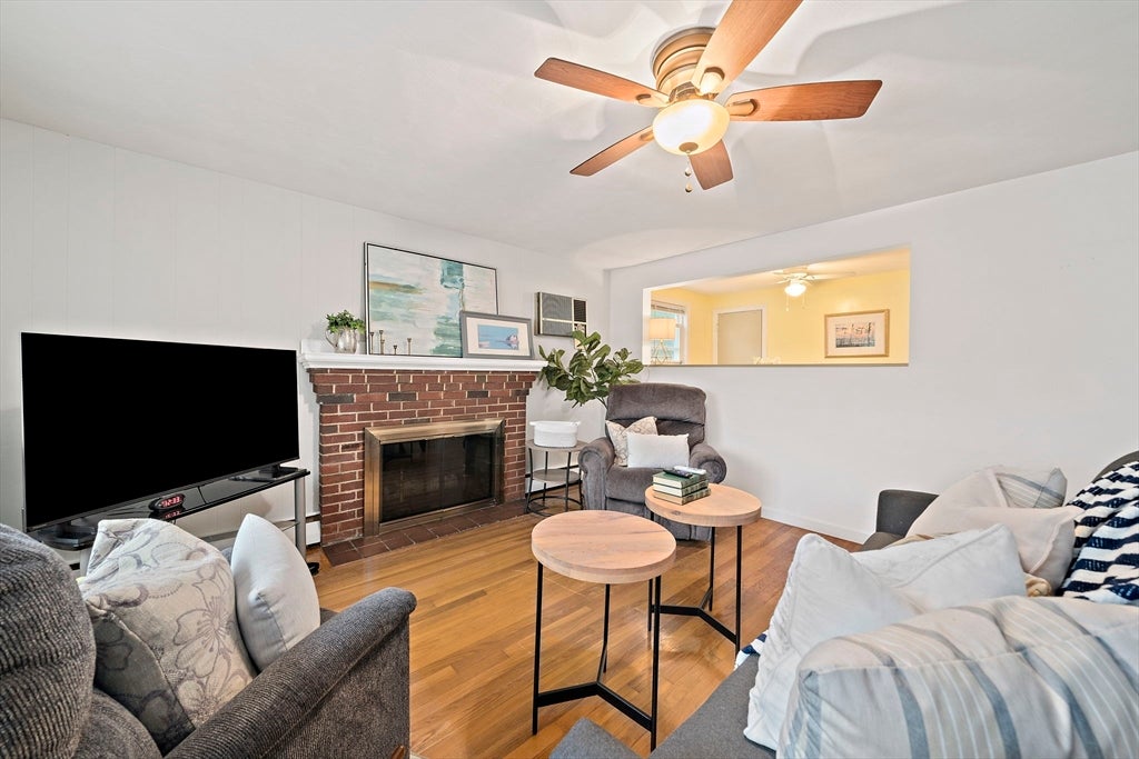38 Roseen Rd, Holbrook, MA, 38 Roseen Rd, Holbrook, MA Photo #3