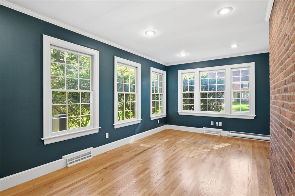 38 Oxford Road, Longmeadow, MA Photo #6