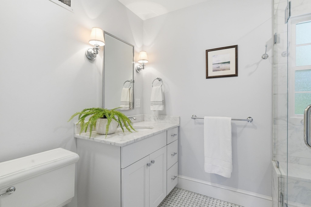 38 Oxford Road, Longmeadow, MA Photo #22