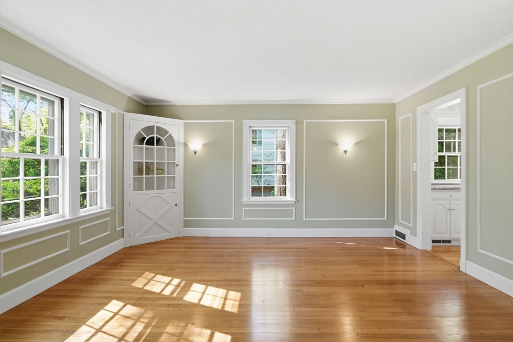 38 Oxford Road, Longmeadow, MA Photo #17