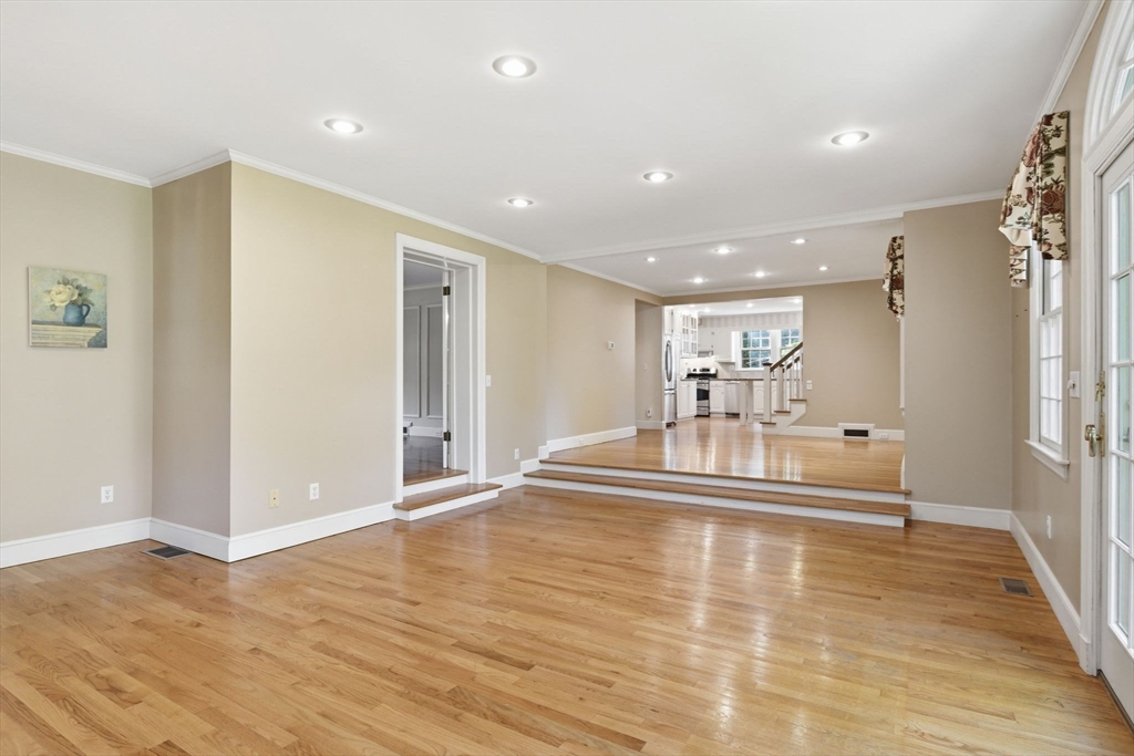 38 Oxford Road, Longmeadow, MA Photo #11
