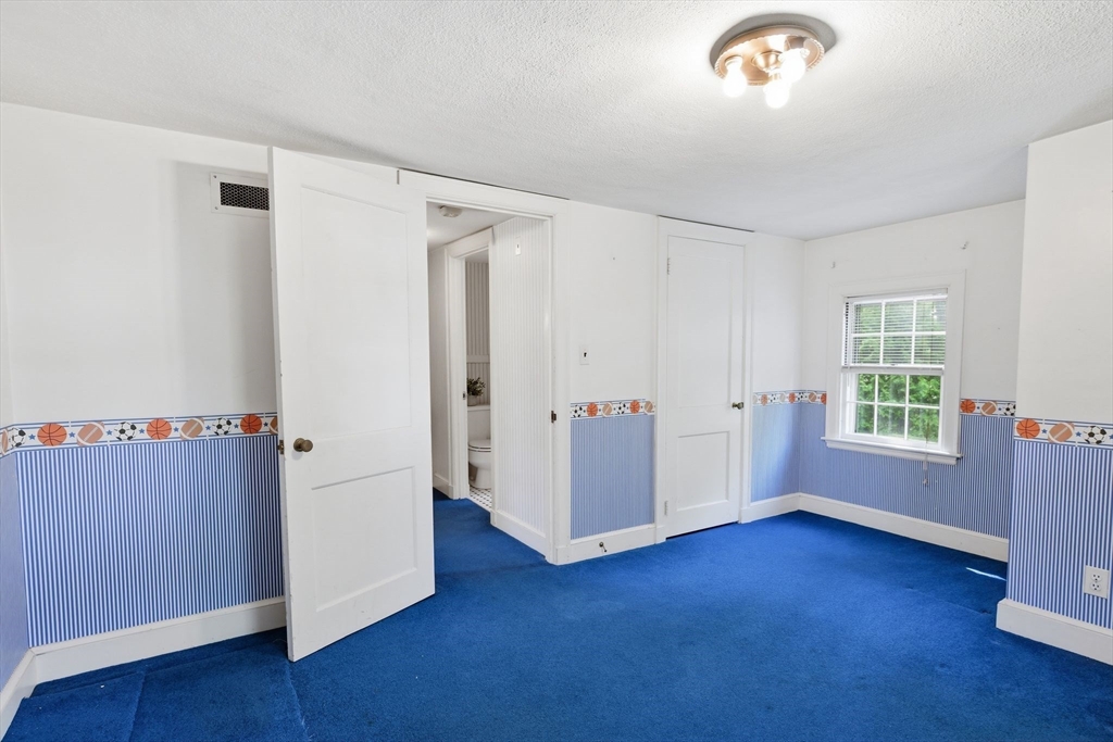 38 Oxford Road, Longmeadow, MA Photo #31