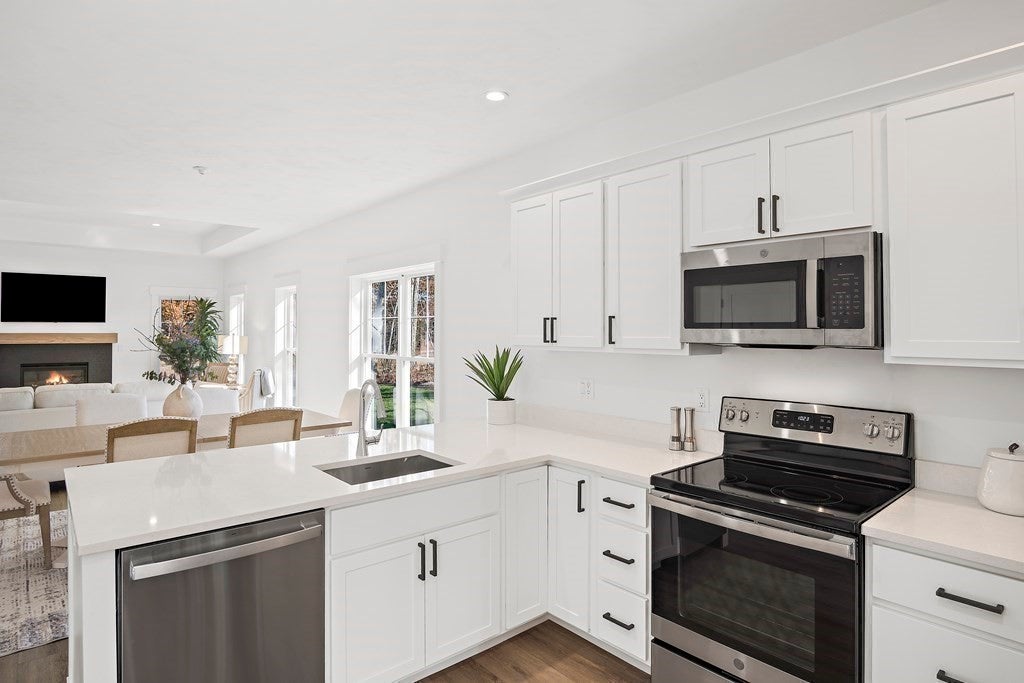 20 Chartwell #48, Worcester, MA, 20 Chartwell #48, Worcester, MA Photo #5