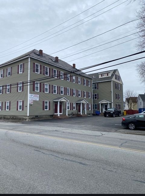 Photo of 341 Lakeview Avenue #6, Lowell, MA 01850 (MLS # 73462440)