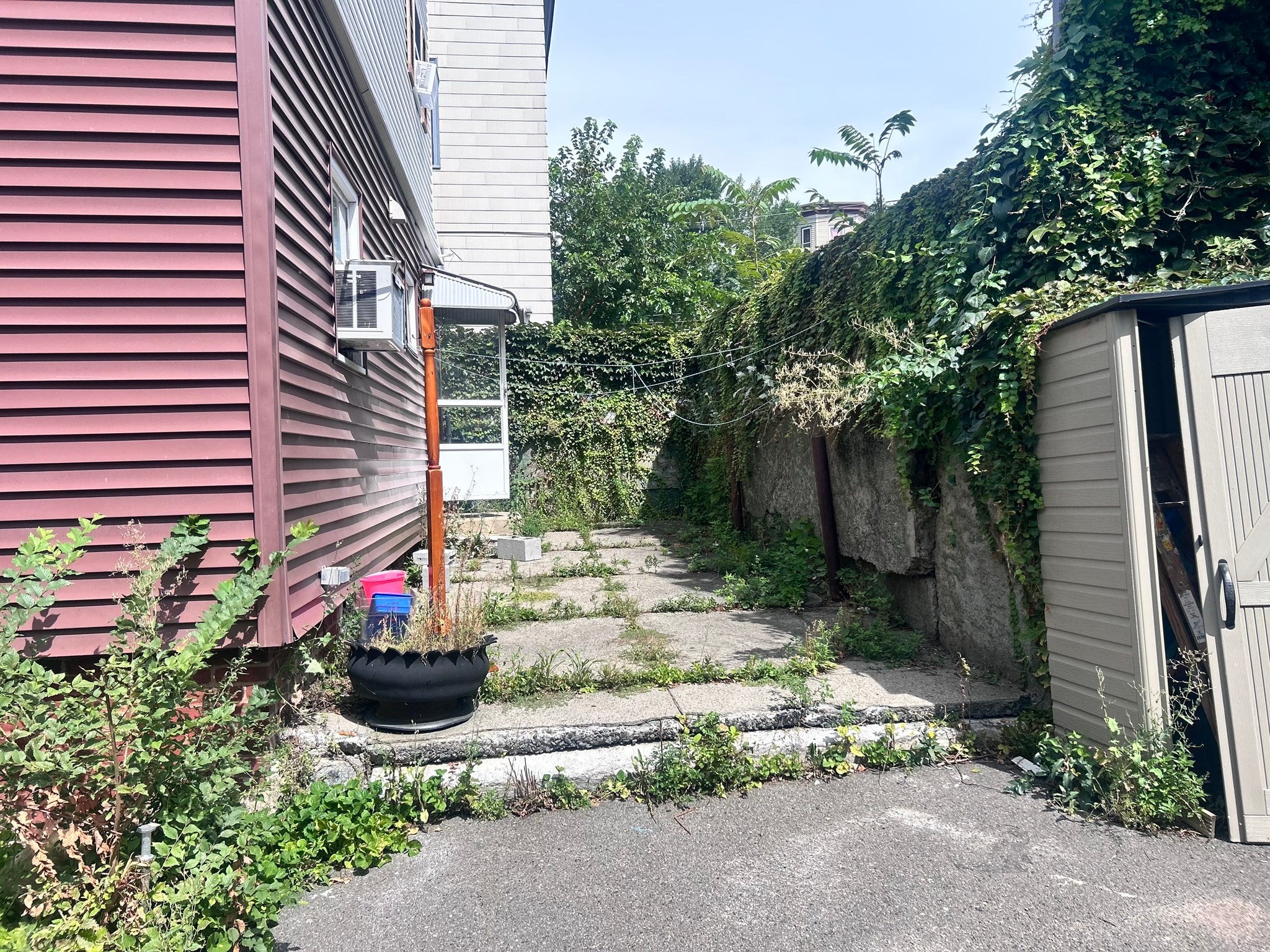 161 Shawmut St