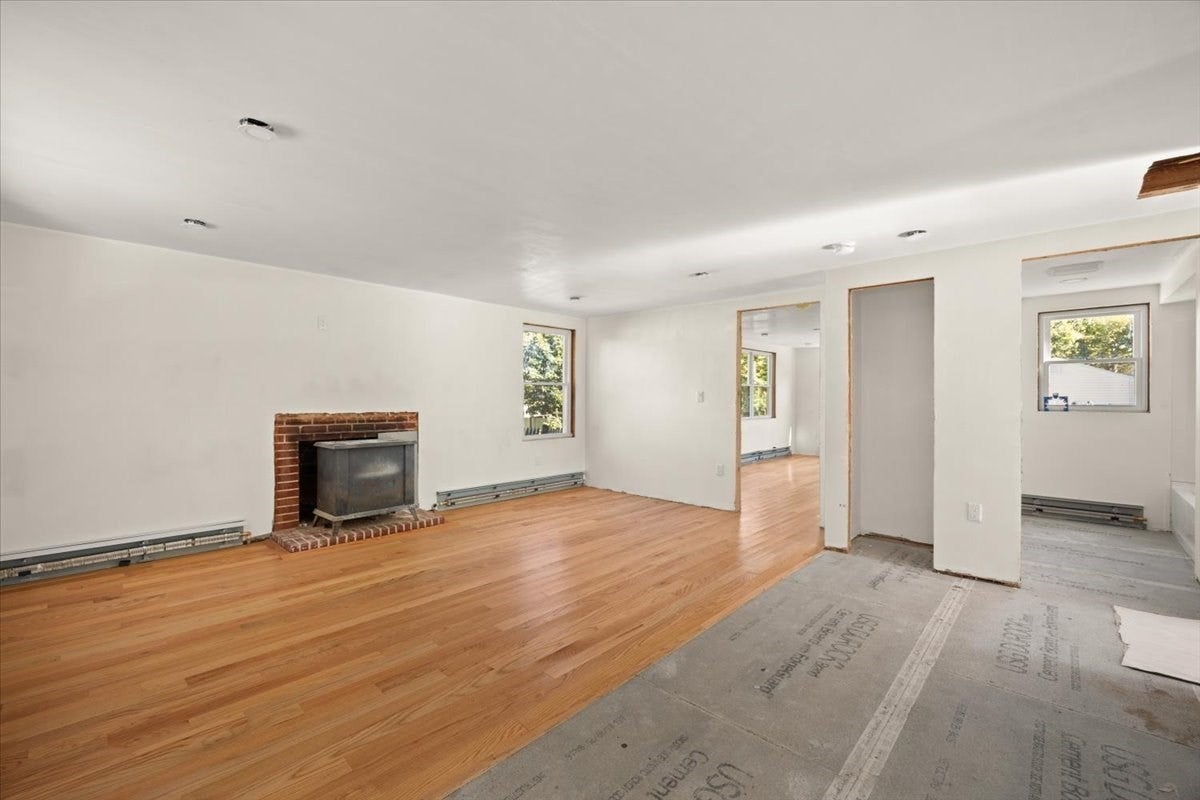 15 Cochituate Rd