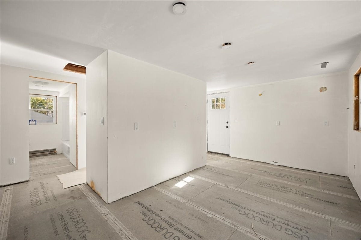 15 Cochituate Rd, Plymouth, MA, 15 Cochituate Rd, Plymouth, MA Photo #9