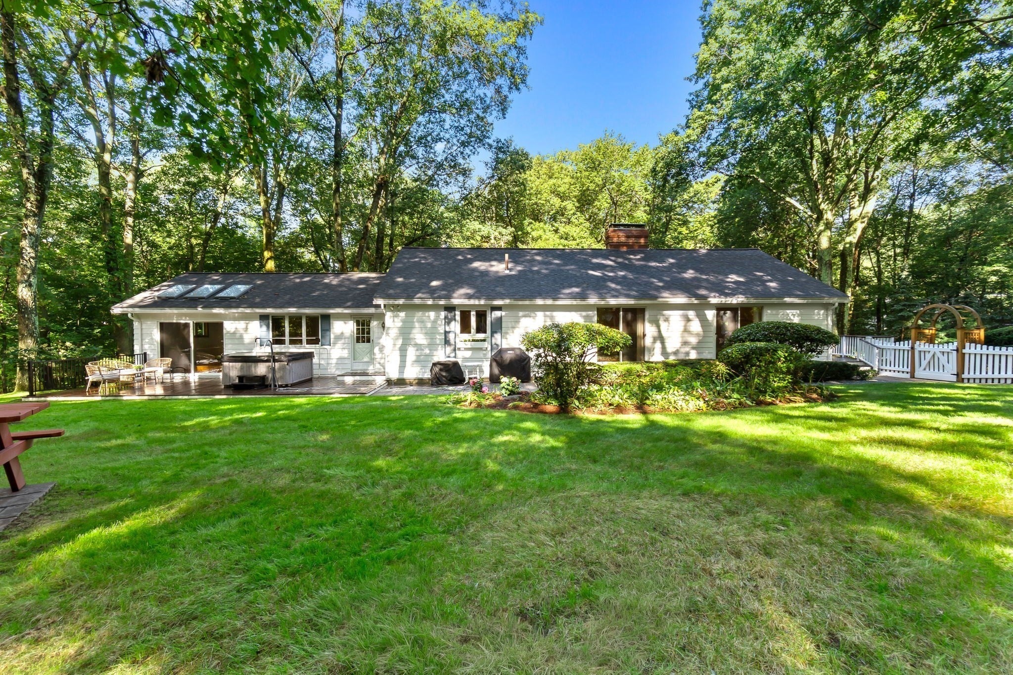 6 Bruce Road, Danvers, MA, 6 Bruce Road, Danvers, MA Photo #3