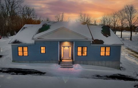 7 L Stevens Rd B Charlton MA 01507