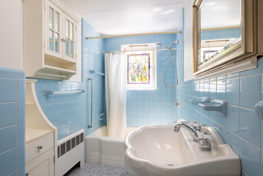 45 Cragmore Rd, Newton, MA, 45 Cragmore Rd, Newton, MA Photo #9