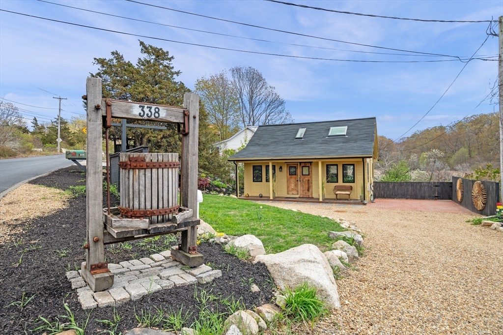 338 Granite St, Rockport, MA, 338 Granite St, Rockport, MA Photo #4