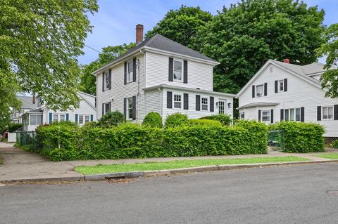 20 Saratoga St Lynn MA 01902