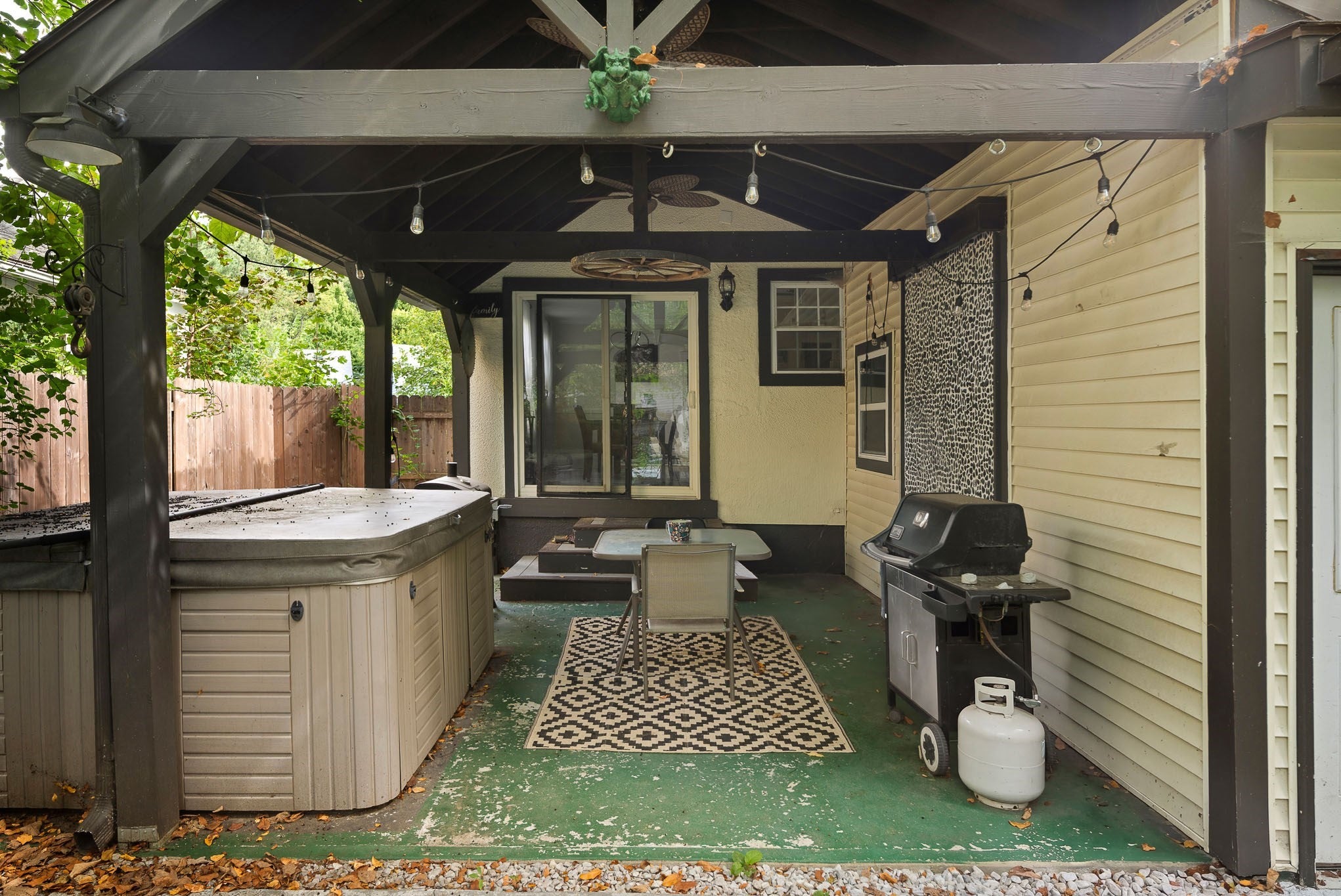 21 Englewood Ave, Worcester, MA, 21 Englewood Ave, Worcester, MA Photo #21