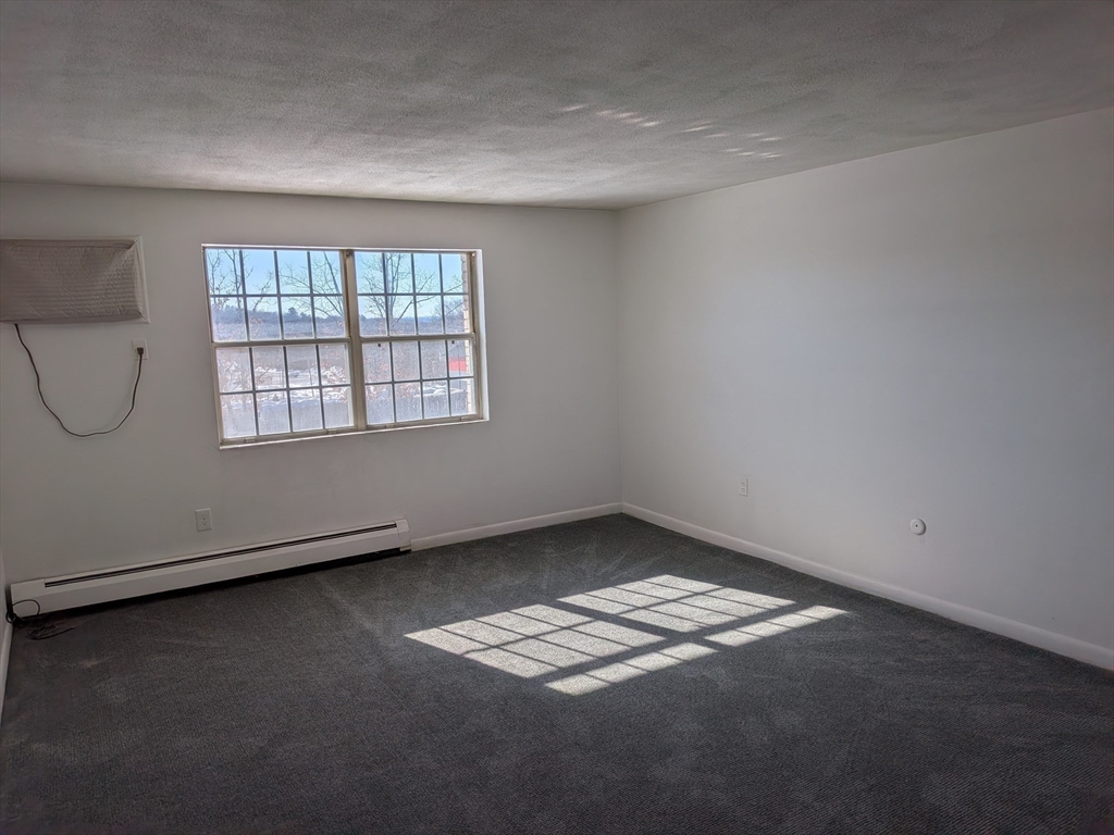 20 Williamsburg Court 14