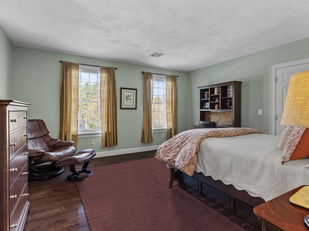 Dover, Massachusetts 02030, United States, 5 Bedrooms Bedrooms, ,5 BathroomsBathrooms,Residential,Active,84708