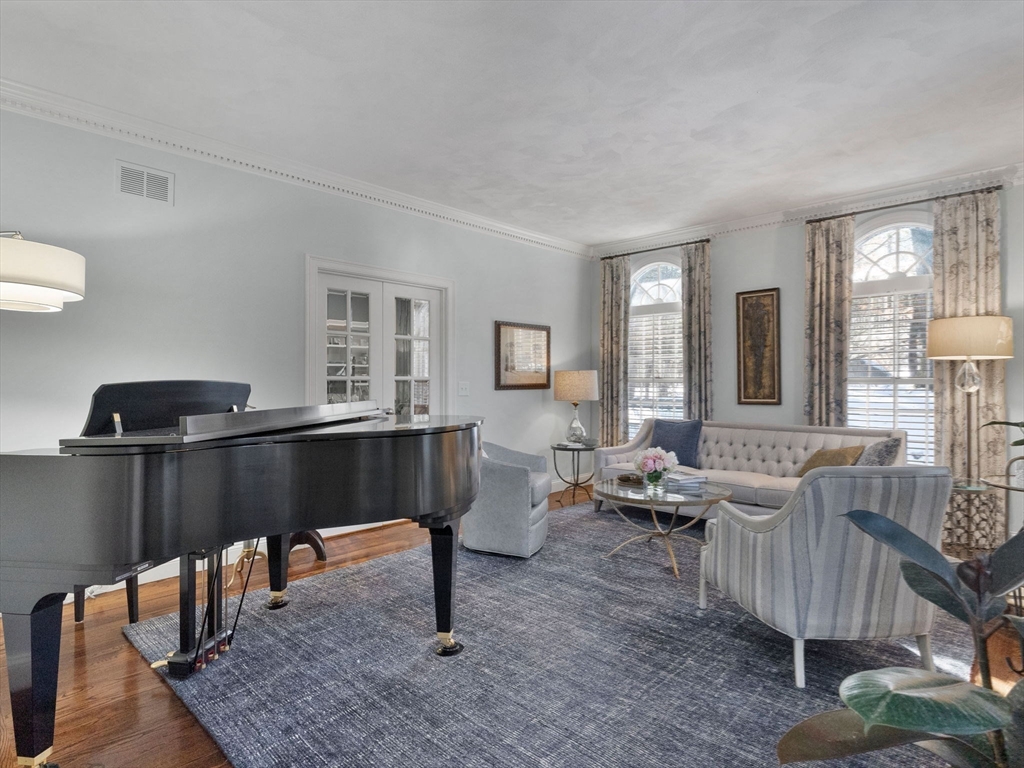 Dover, Massachusetts 02030, United States, 5 Bedrooms Bedrooms, ,5 BathroomsBathrooms,Residential,Active,84708