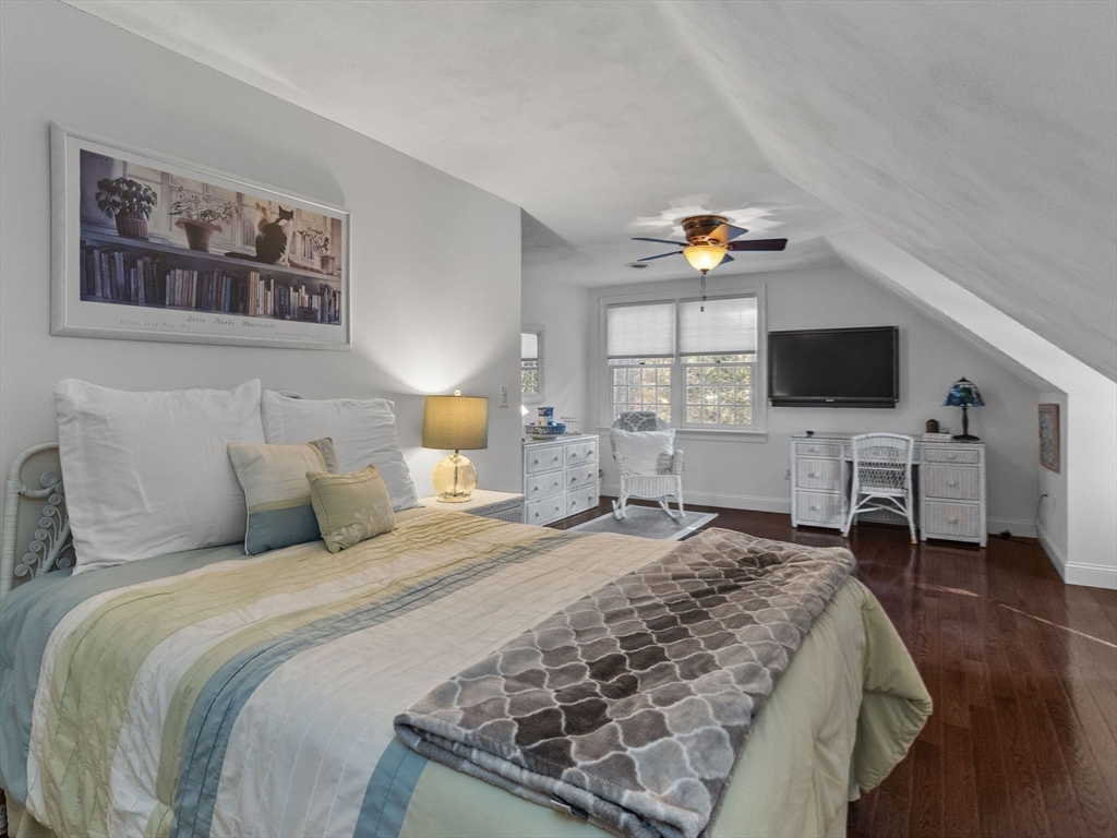 Dover, Massachusetts 02030, United States, 5 Bedrooms Bedrooms, ,5 BathroomsBathrooms,Residential,Active,84708