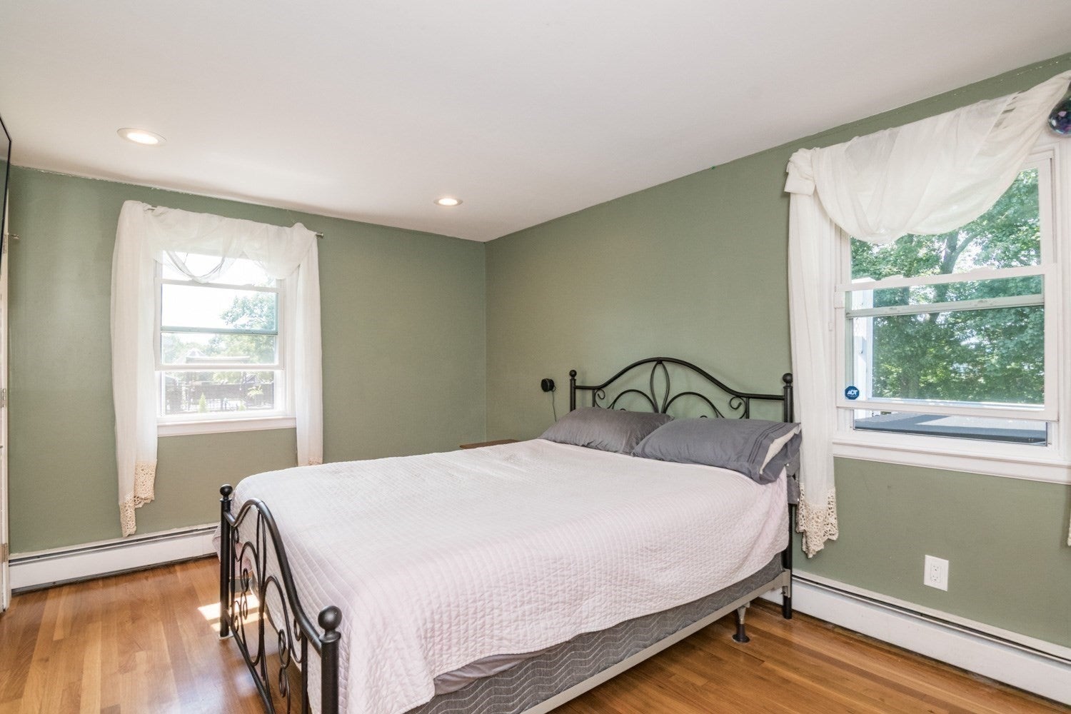 12 Linda Dr, Westfield, MA Photo #22