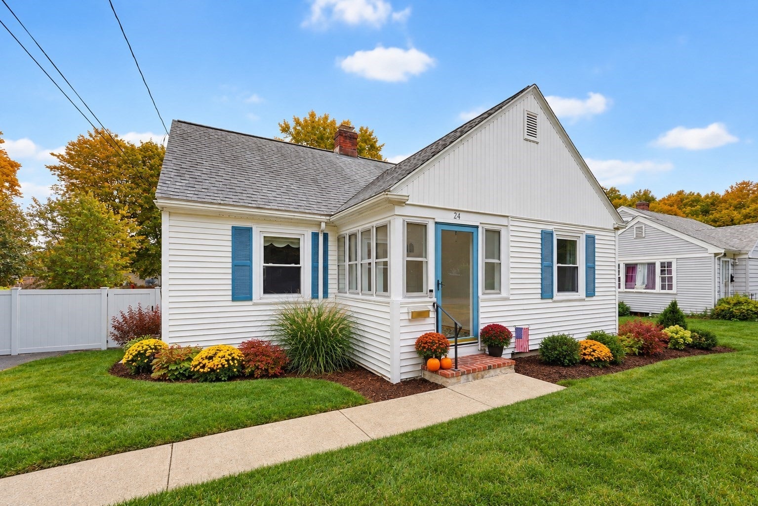 24 Oak St