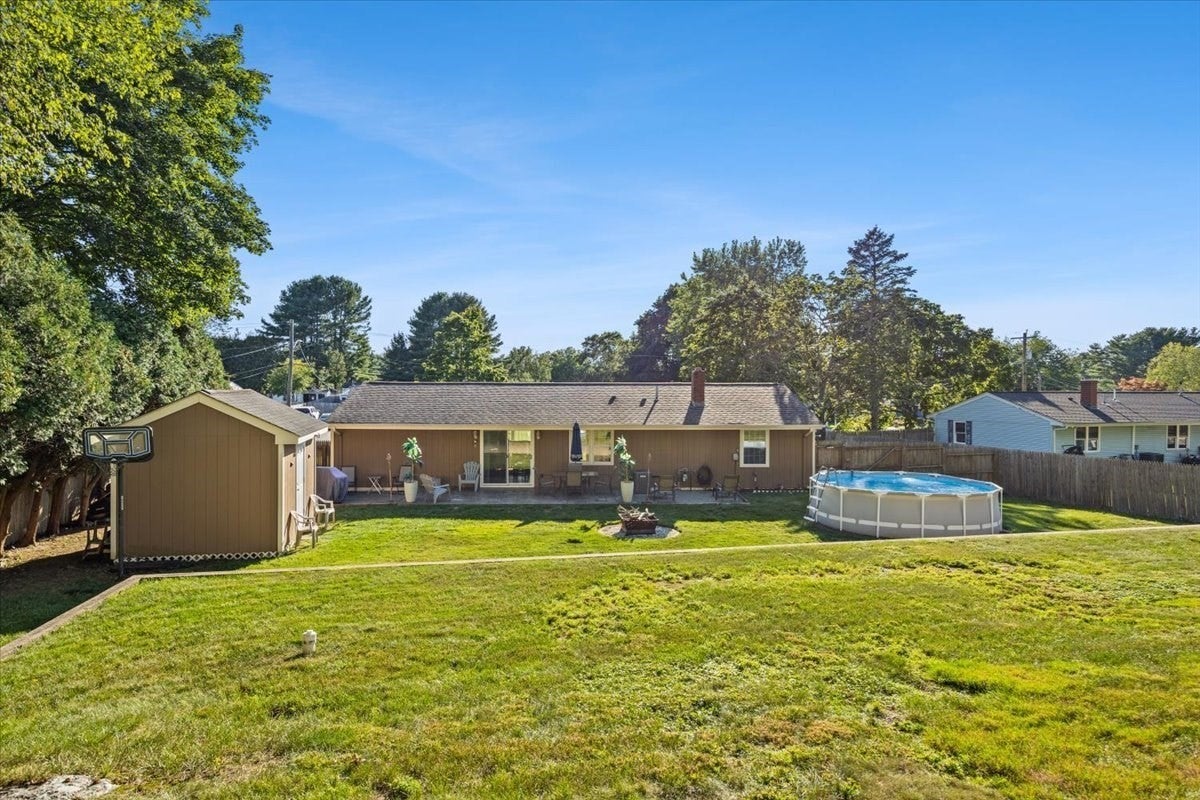 90 Smoke Rise Cir, Swansea, MA Photo #27