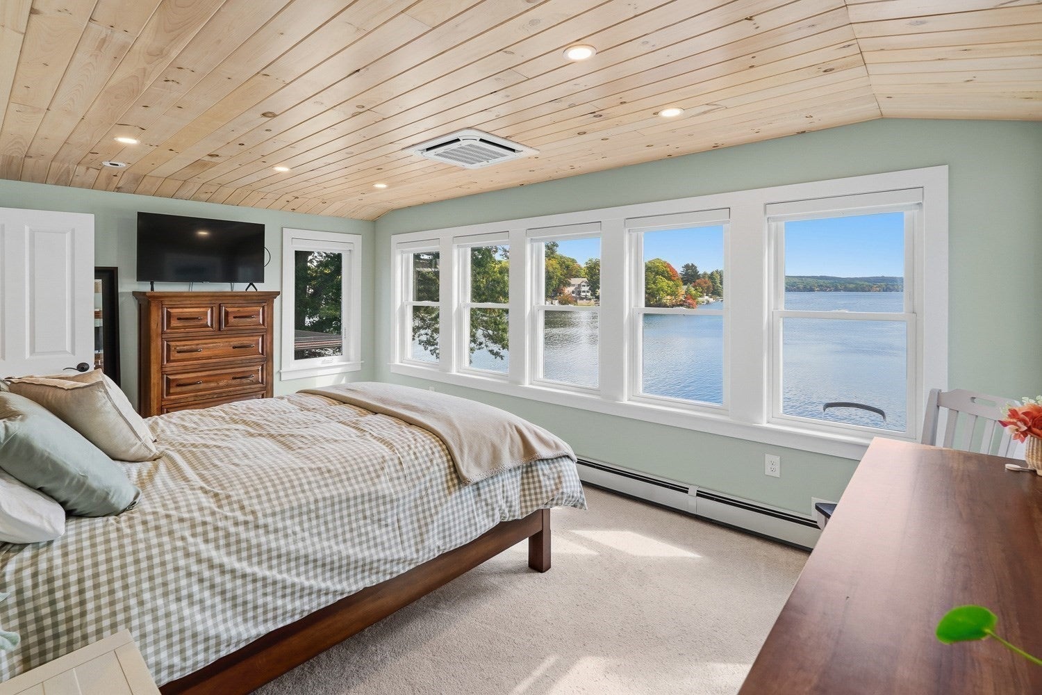 93 Birch Island Rd, Webster, MA, 93 Birch Island Rd, Webster, MA Photo #29