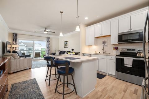 4403 Peters Farm Way 403 Westborough MA 01581