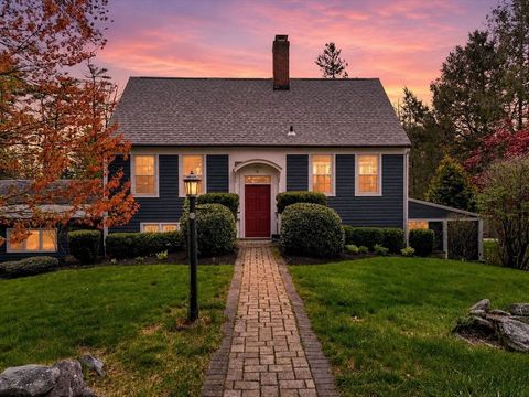 8 Hillside Rd Southbridge MA 01550