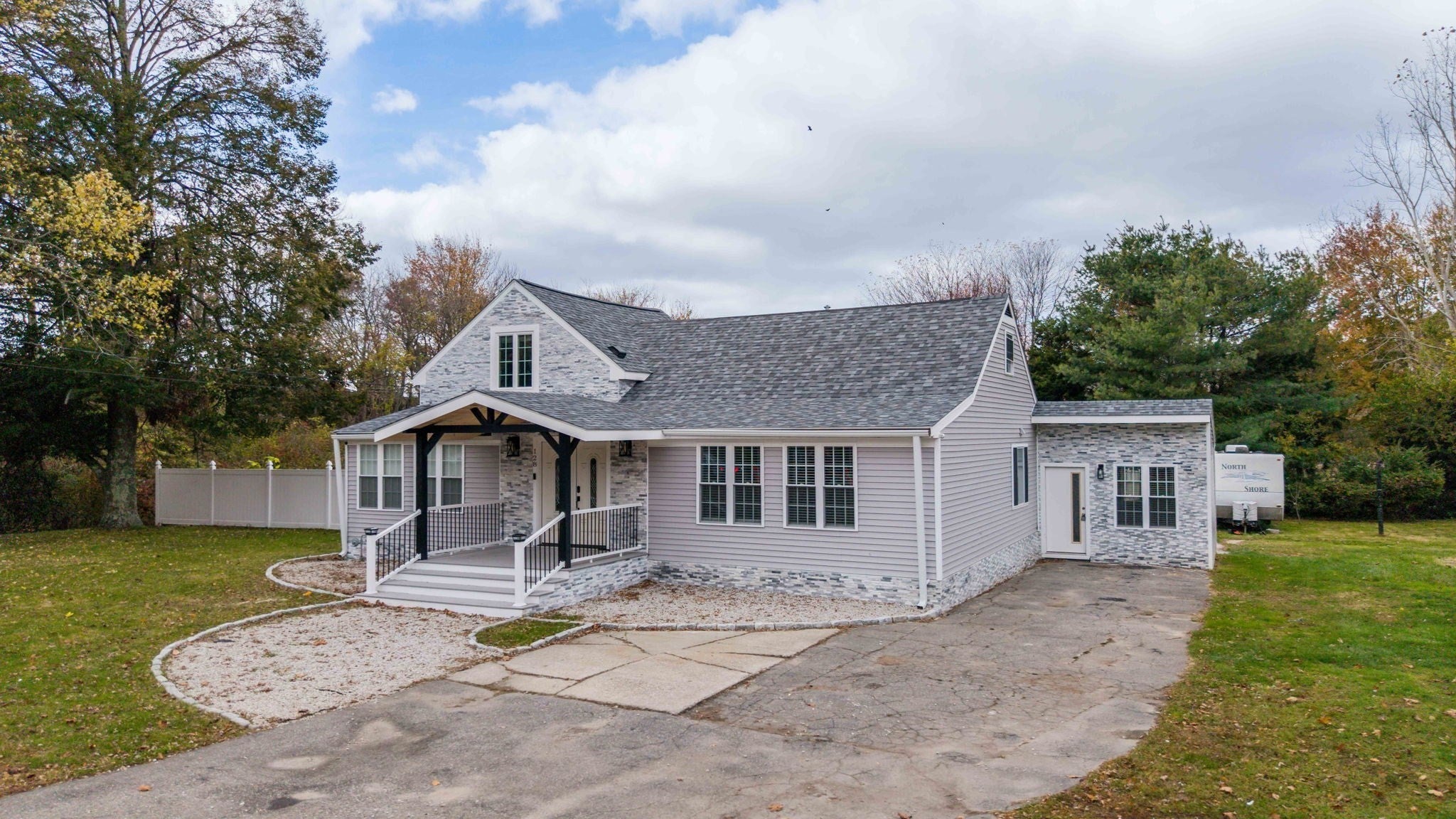 128 Old Bedford Rd