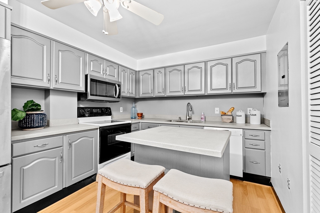 1265 Beacon St 501