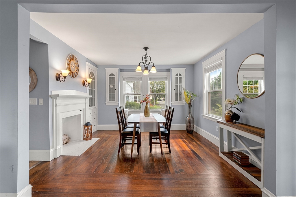 32 Cabot Rd