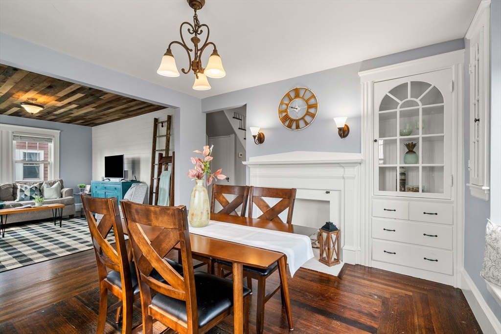 32 Cabot Rd