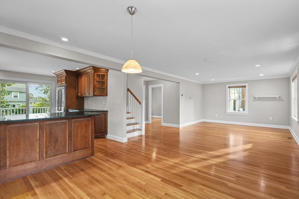 8 Beachmont Rd