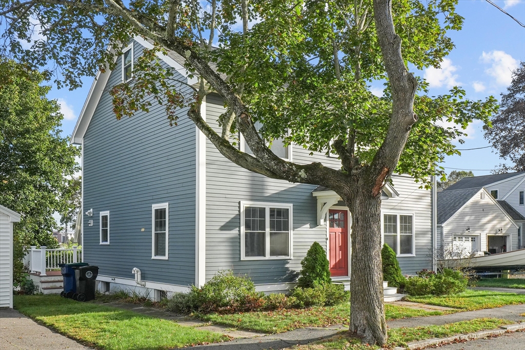 8 Beachmont Rd