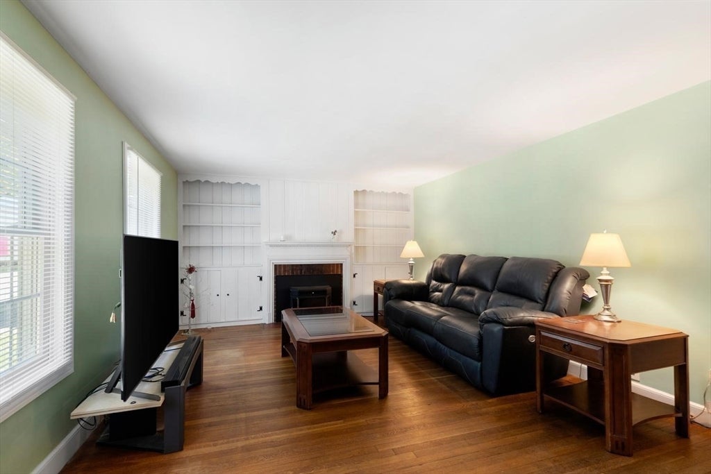 34 Heather St, Beverly, MA, 34 Heather St, Beverly, MA Photo #7