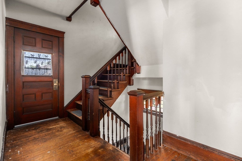 6 Indiana St, Worcester, MA, 6 Indiana St, Worcester, MA Photo #26
