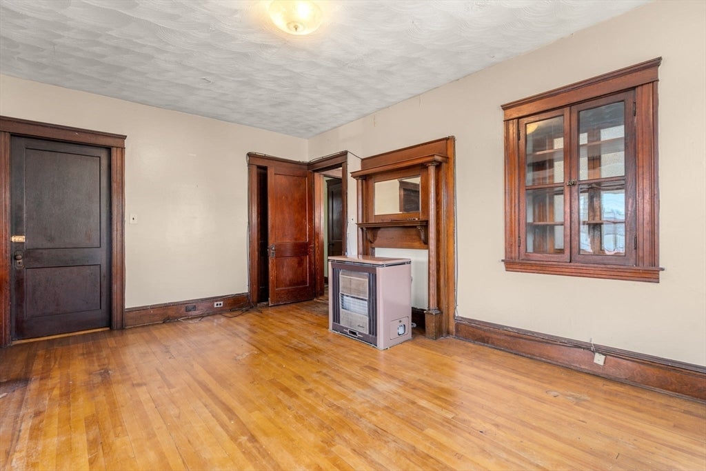 6 Indiana St, Worcester, MA, 6 Indiana St, Worcester, MA Photo #21