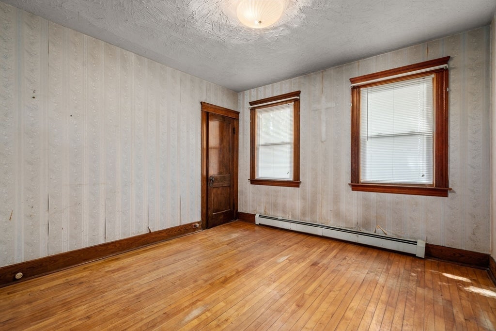 6 Indiana St, Worcester, MA, 6 Indiana St, Worcester, MA Photo #12