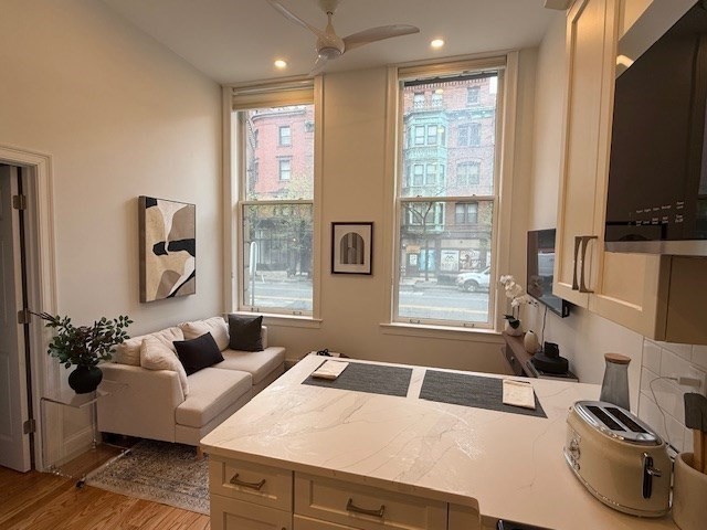 483 Beacon St 12B