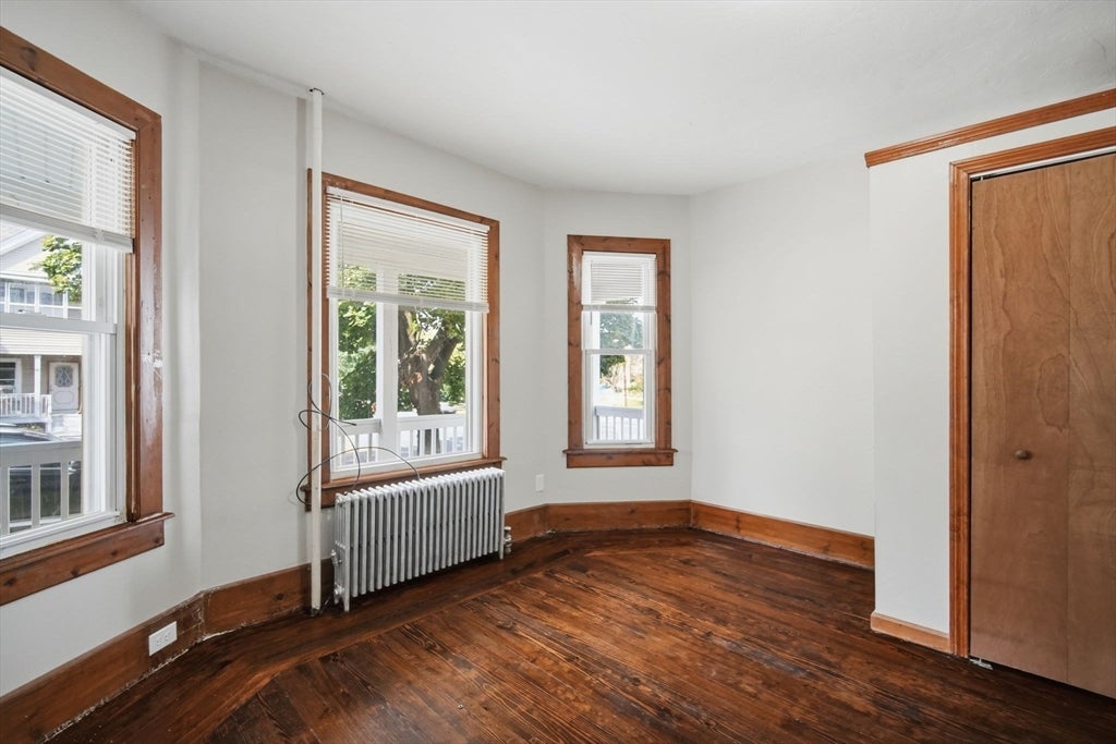 55-57 Oak St, Springfield, MA Photo #10