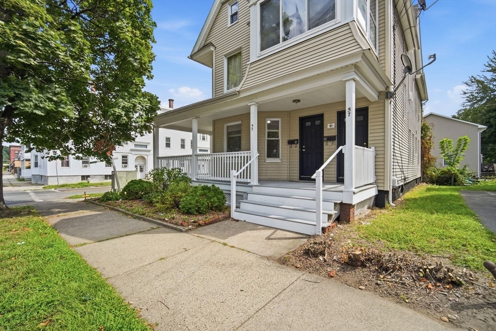55-57 Oak St, Springfield, MA Photo #2