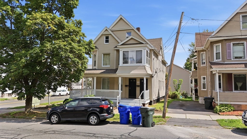 55-57 Oak St, Springfield, MA Photo #1