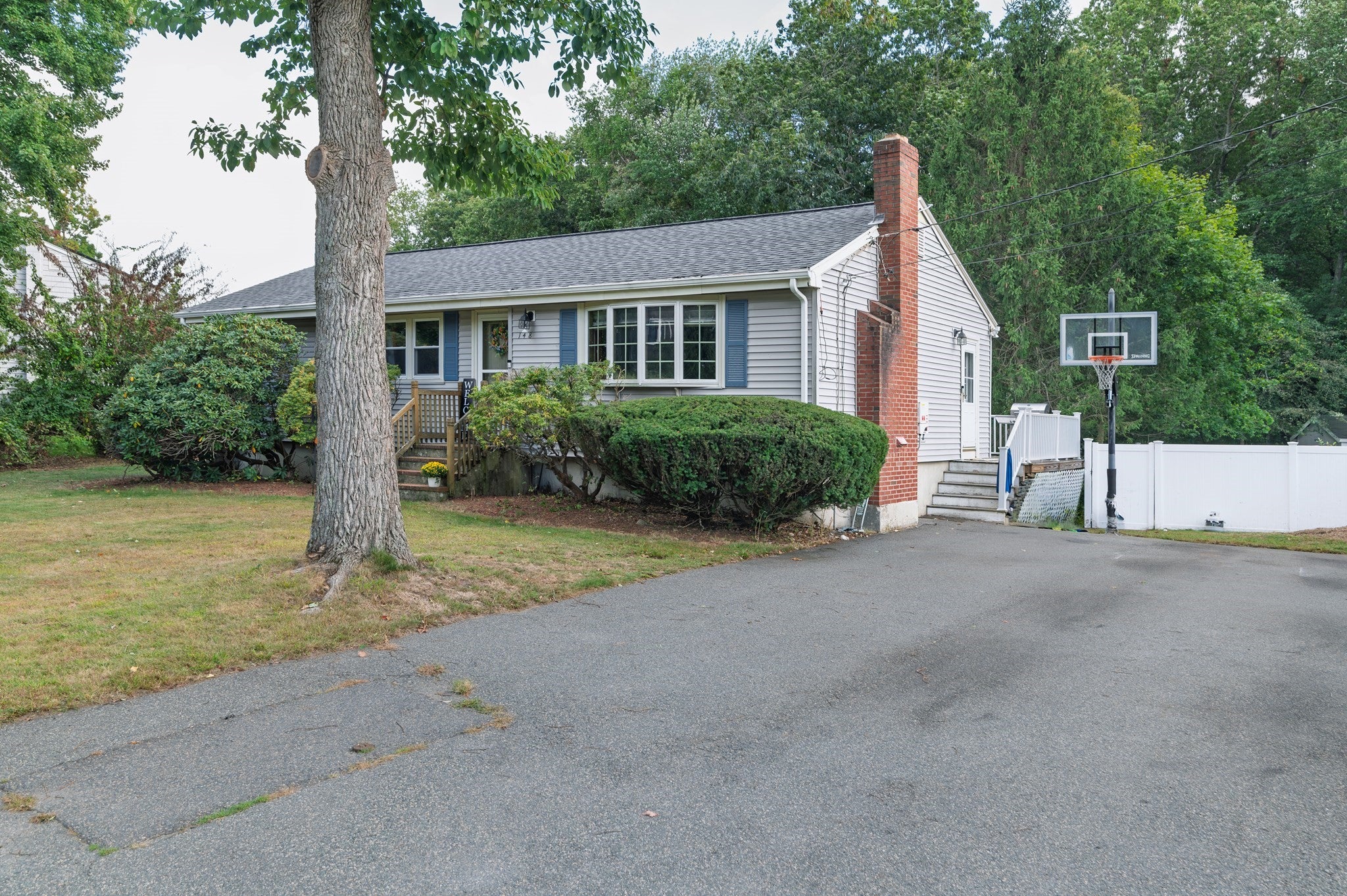 148 Daly Dr Ext
