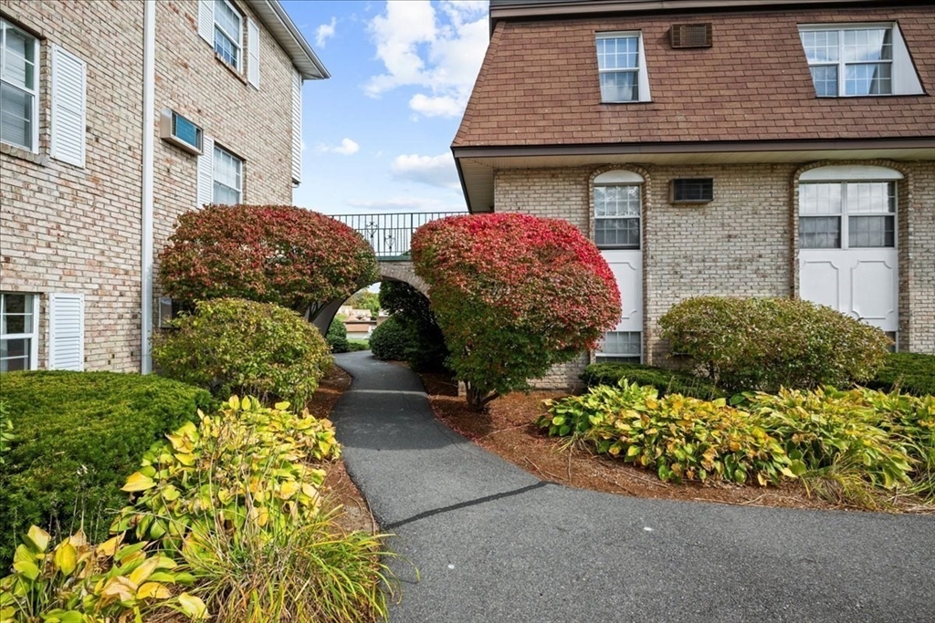 26 Williamsburg Ct 22