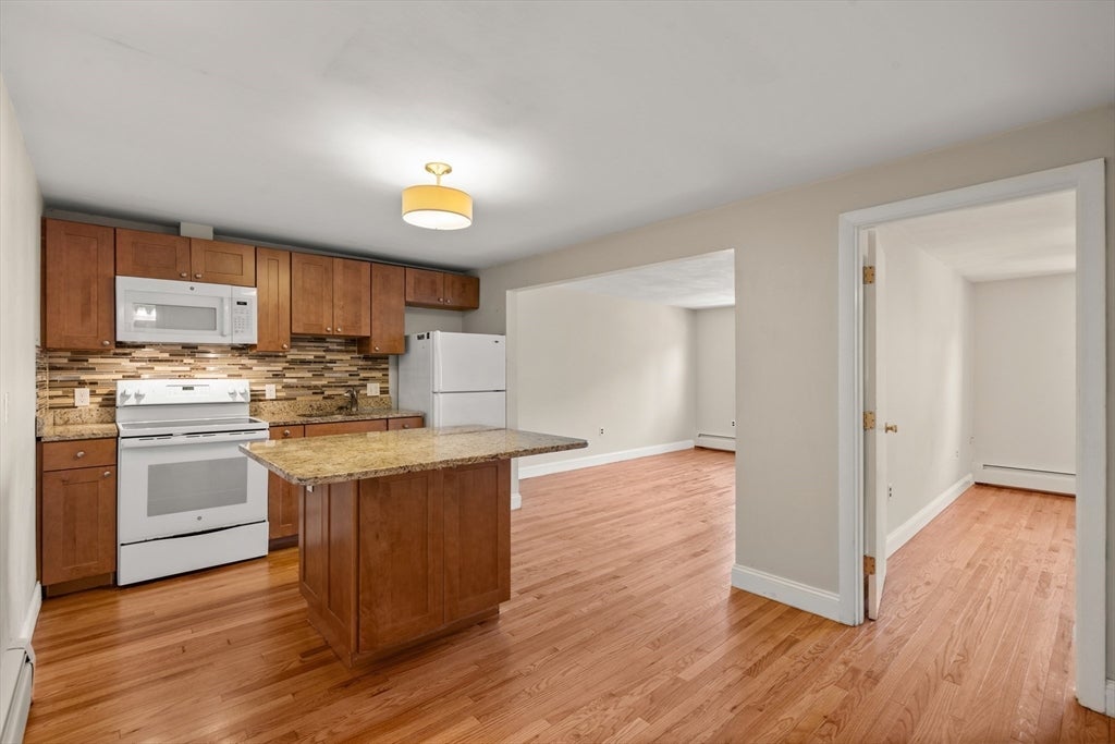 31 Pond St #22, Waltham, MA, 31 Pond St #22, Waltham, MA Photo #9