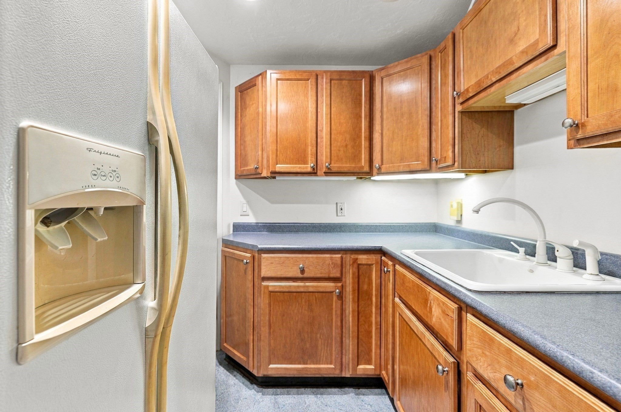 12 Lancelot Road, Shrewsbury, MA, 12 Lancelot Road, Shrewsbury, MA Photo #30