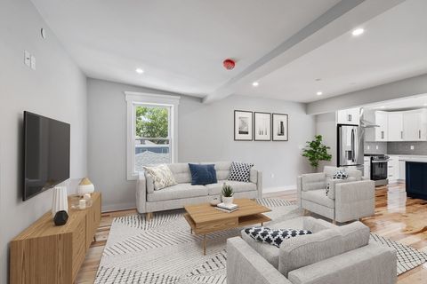 67 Essex St 2 Salem MA 01970